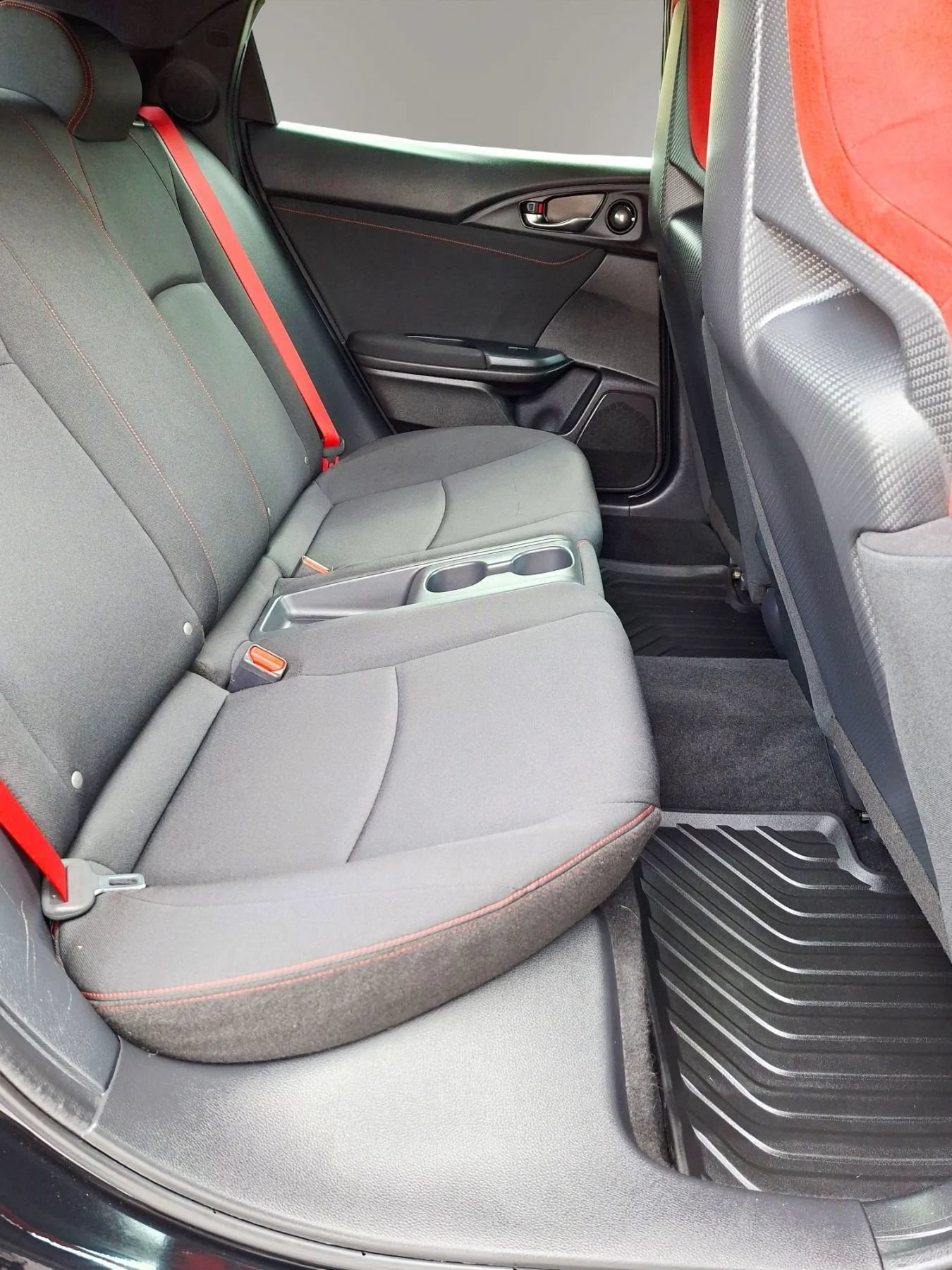 Used 2019 Honda Civic Type R image 15