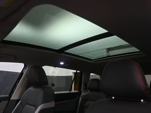 New 2026 Volkswagen Atlas Peak Edition image 28