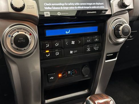 Used 2022 Toyota 4Runner Limited AWD/4WD image 21