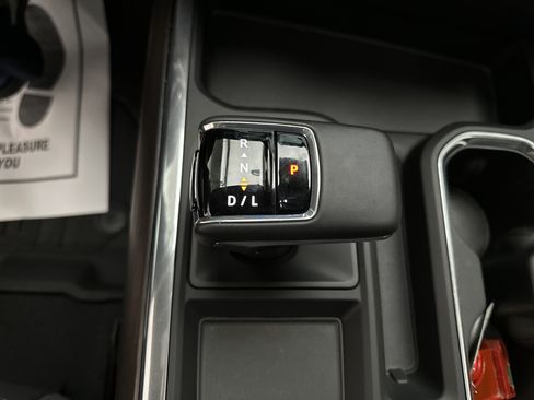 Used 2024 GMC Sierra 1500 SLT w/ SLT Premium Plus Package AWD/4WD image 46