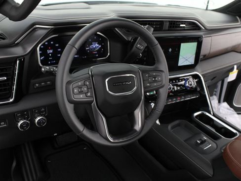 New 2026 GMC Sierra 2500 Denali Ultimate w/ Max Trailering Package AWD/4WD image 11