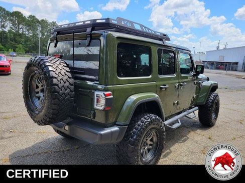 Used 2022 Jeep Wrangler Unlimited Sahara AWD/4WD image 6