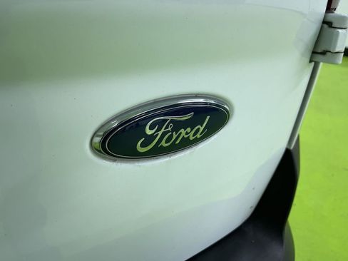 Used 2020 Ford Transit Connect XLT image 15