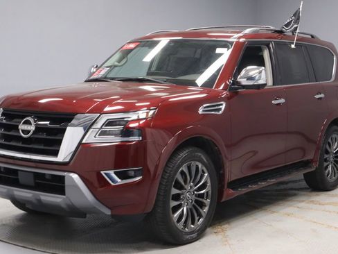 Used 2023 Nissan Armada Platinum w/ Captain's Chairs Package image 5