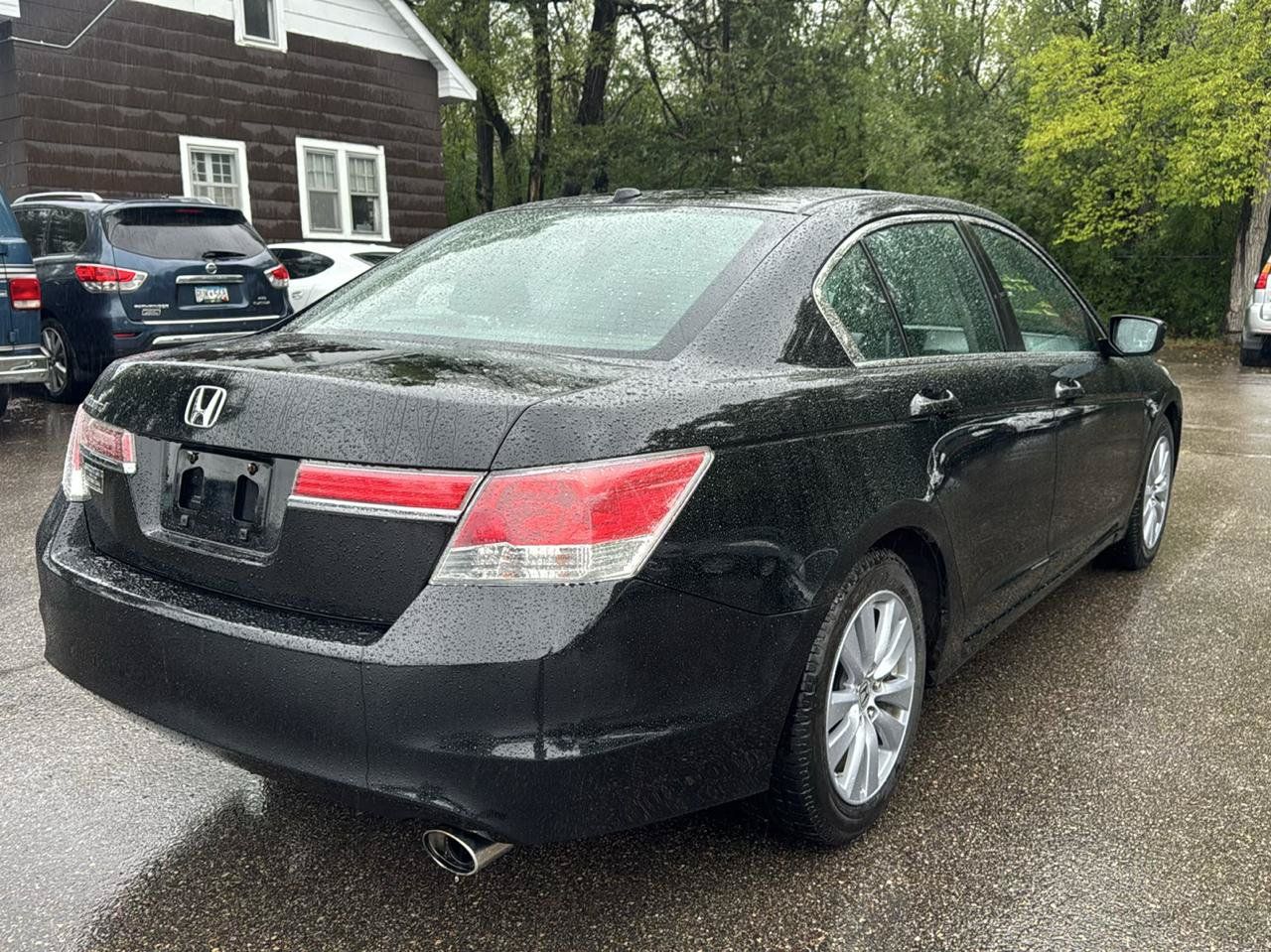 Used 2011 Honda Accord EX-L image 5