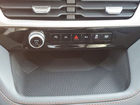 New 2026 Ford Explorer Active w/ Active Comfort Package image 22