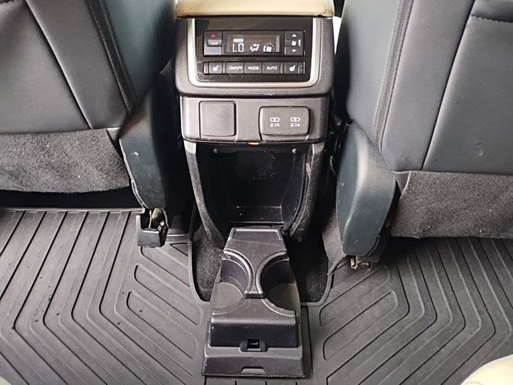 Used 2019 Subaru Ascent Limited AWD/4WD image 30