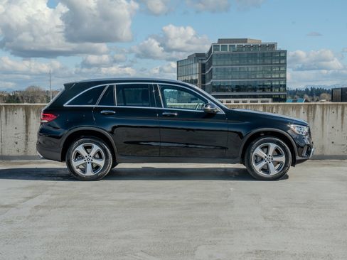Used 2022 Mercedes-Benz GLC 300 4MATIC image 6