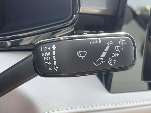 Used 2025 Volkswagen Taos S AWD/4WD image 23
