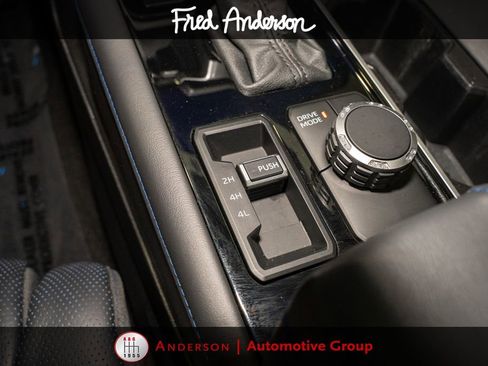 Used 2024 Toyota Tundra Platinum AWD/4WD image 19