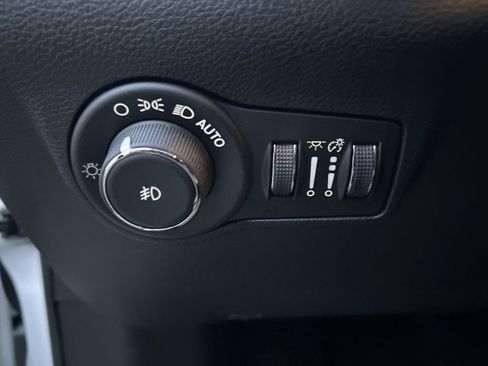 New 2026 Jeep Compass Trailhawk image 20