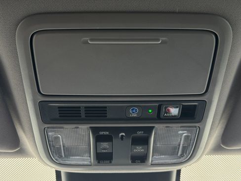 Used 2024 Honda Odyssey Elite image 35