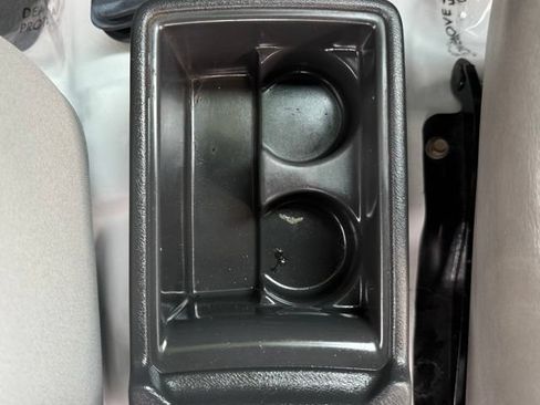 Used 1992 Jeep Wrangler Islander AWD/4WD image 22