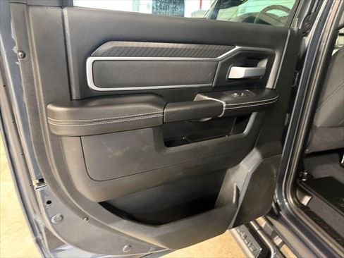 Certified 2025 RAM 2500 Big Horn AWD/4WD image 31