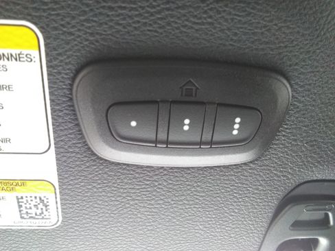 New 2026 Jeep Wrangler Unlimited Rubicon w/ Technology Group image 22