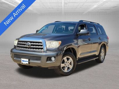 Used 2017 Toyota Sequoia SR5 w/ Premium Package