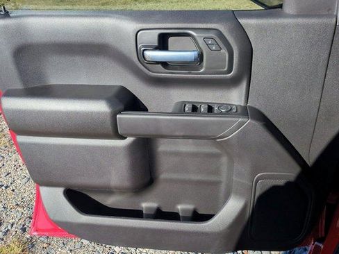 New 2026 Chevrolet Silverado 1500 Custom Trail Boss w/ LPO, Dark Essentials Package AWD/4WD image 21