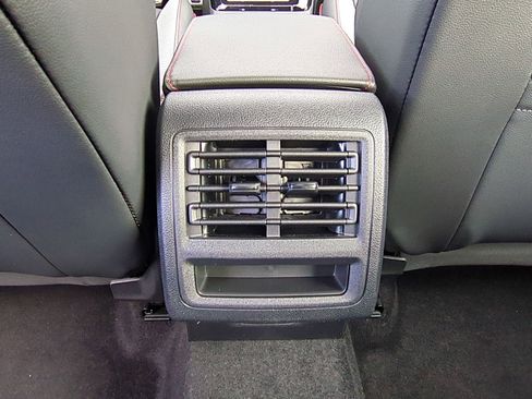 New 2026 Volkswagen GTI SE image 17