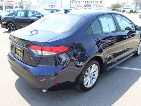 Certified 2026 Toyota Corolla LE w/ LE Premium Package FWD image 31