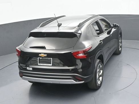Used 2024 Chevrolet Trax LT image 47