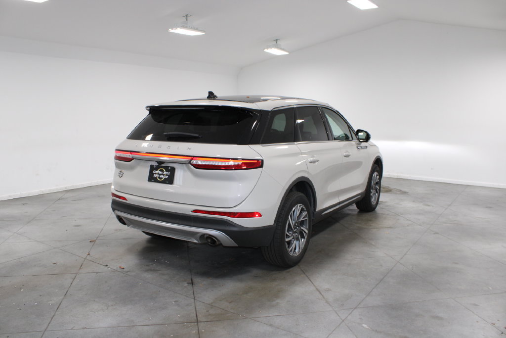 Used 2023 Lincoln Corsair AWD w/ Equipment Group 101A image 9