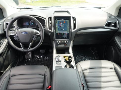 Used 2023 Ford Edge SEL w/ Convenience Package AWD/4WD image 27