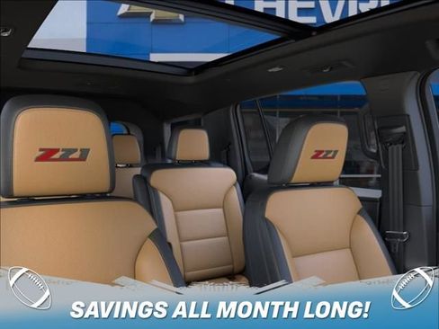 New 2027 Chevrolet Traverse Z71 w/ Driver Confidence Package AWD/4WD image 24