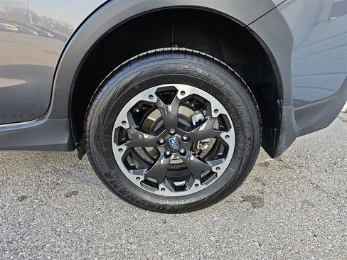 Used 2023 Subaru Crosstrek 2.0i Premium image 34