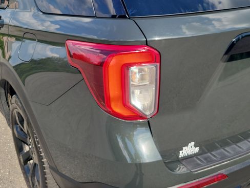 Used 2022 Ford Explorer ST w/ Equipment Group 401A AWD/4WD image 11