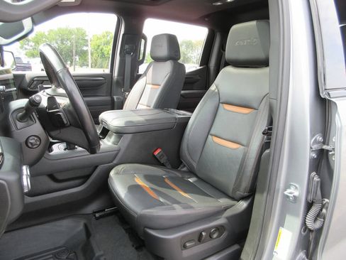 Certified 2023 GMC Sierra 1500 AT4 w/ AT4 Premium Package AWD/4WD image 24