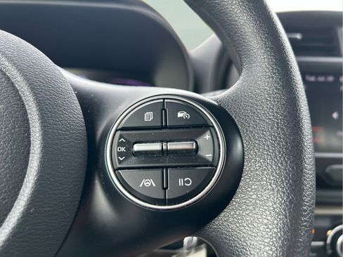 Used 2024 Kia Soul LX w/ Option Group 015 FWD image 15