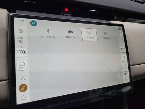 New 2025 Land Rover Discovery Sport S image 32