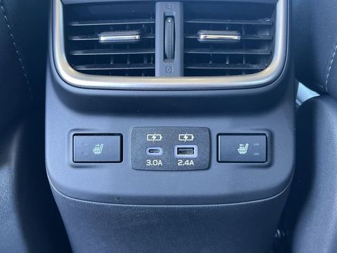 Certified 2025 Subaru Outback Limited AWD/4WD image 32