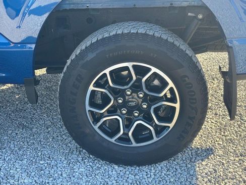 Used 2022 Ford F150 XLT w/ Equipment Group 302A High image 11