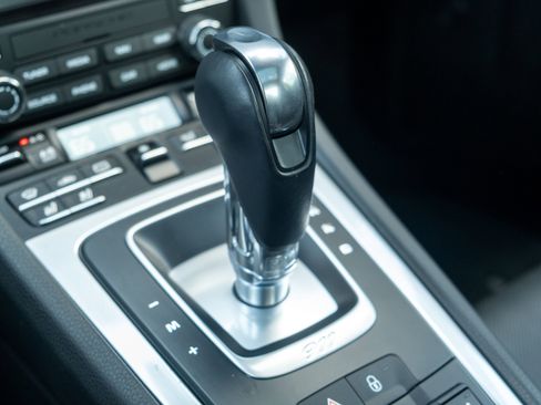 Used 2019 Porsche 911 Carrera 4S AWD/4WD image 34