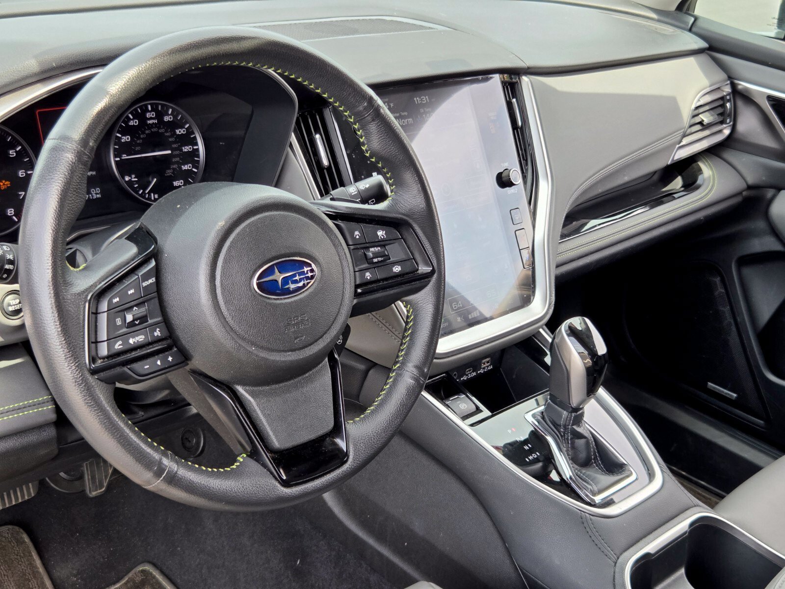 Used 2025 Subaru Outback Onyx Edition AWD/4WD image 9