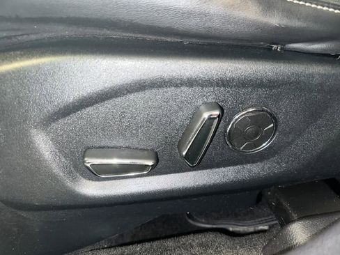 Used 2018 Ford Explorer Platinum AWD/4WD image 24