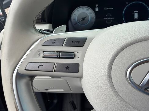 Used 2023 Hyundai Palisade Limited w/ Winter Package FWD image 24