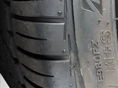 Used 2019 Mercedes-Benz SLC 300 image 21