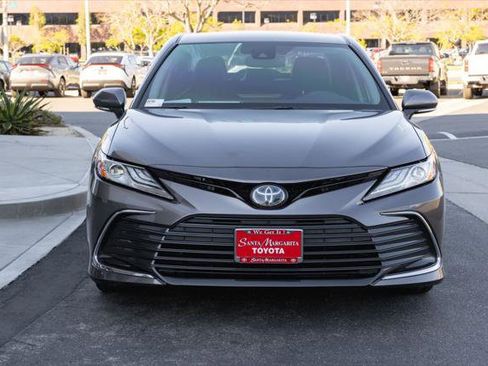 Certified 2022 Toyota Camry XLE image 2