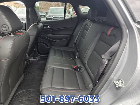 Used 2025 Chevrolet Trax RS w/ Sunroof Package FWD image 12