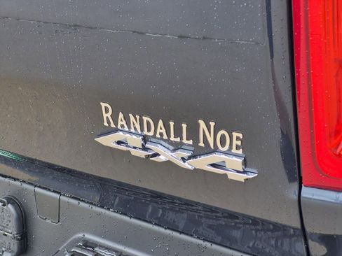 New 2026 RAM 1500 Laramie AWD/4WD image 7