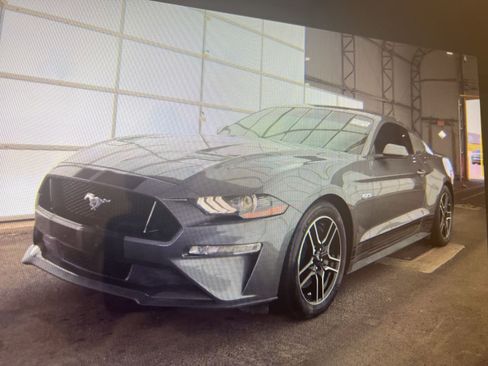 Used 2021 Ford Mustang GT w/ Equipment Group 301A image 13
