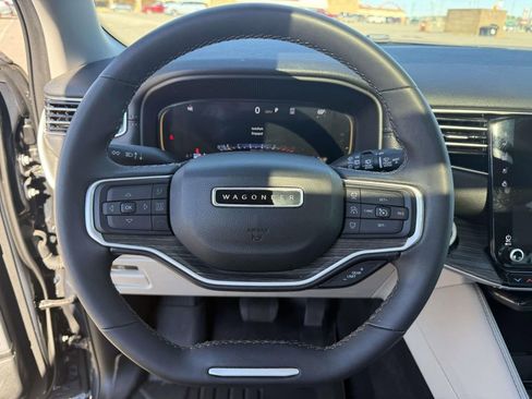 Used 2023 Jeep Wagoneer Series II w/ Convenience Group I image 16