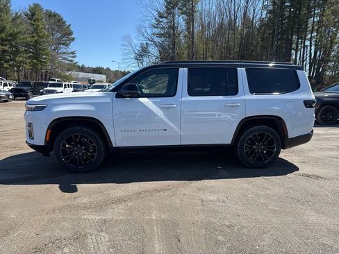 New 2026 Jeep Grand Wagoneer Summit image 2