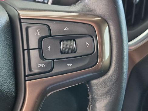Used 2020 Chevrolet Silverado 1500 High Country w/ Technology Package AWD/4WD image 26
