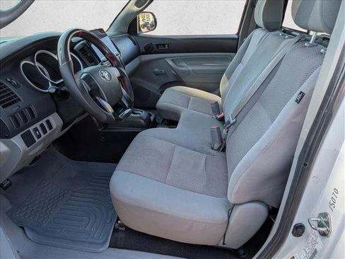 Used 2014 Toyota Tacoma 2WD Regular Cab image 15