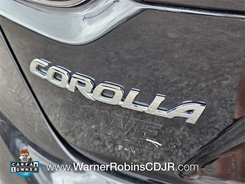 Used 2022 Toyota Corolla LE image 11
