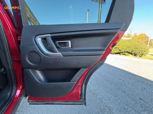 Used 2019 Land Rover Discovery Sport SE image 43