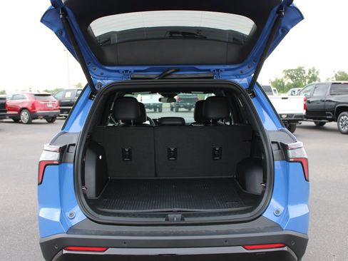 New 2026 Chevrolet Equinox RS w/ LPO, Floor Liner Package FWD image 14
